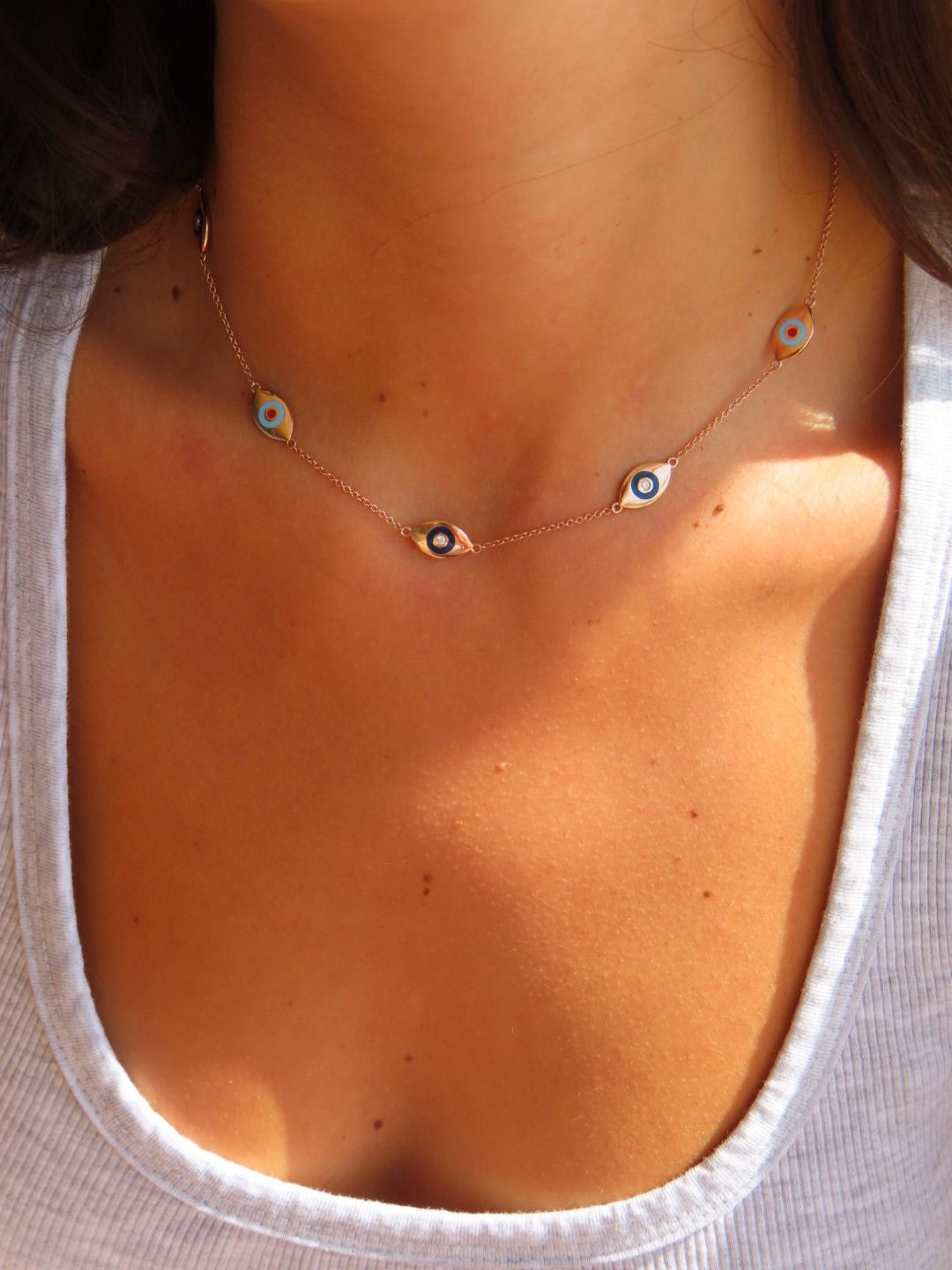 Ojos necklace