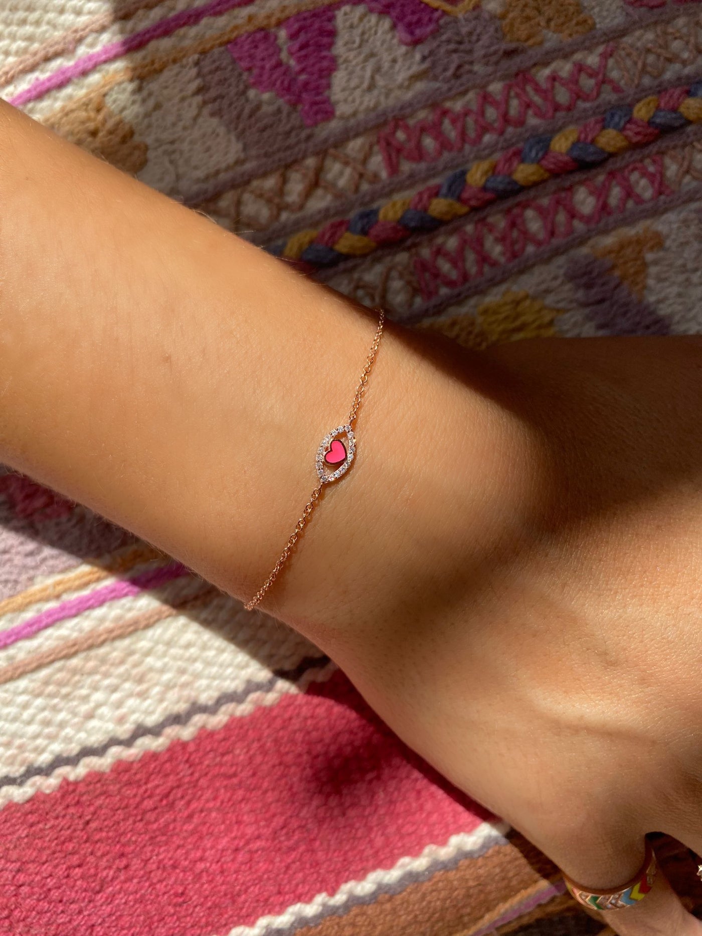 Eye heart bracelet